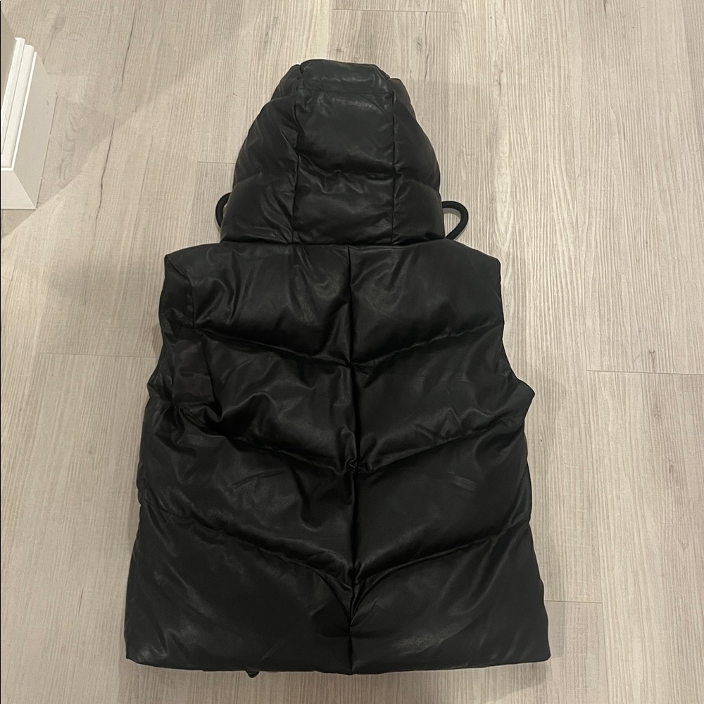 Black Puffer Vest with Hood - Picture 3 of 3